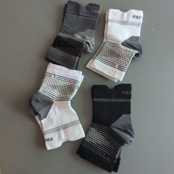 PaPlus Plantar Fasciitis Arch Support Socks Adult Medium 4 Pair Black White Gray - Picture 5 of 5